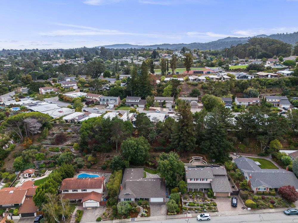 Detail Gallery Image 52 of 56 For 2955 Trousdale Dr, Burlingame,  CA 94010 - 4 Beds | 2 Baths