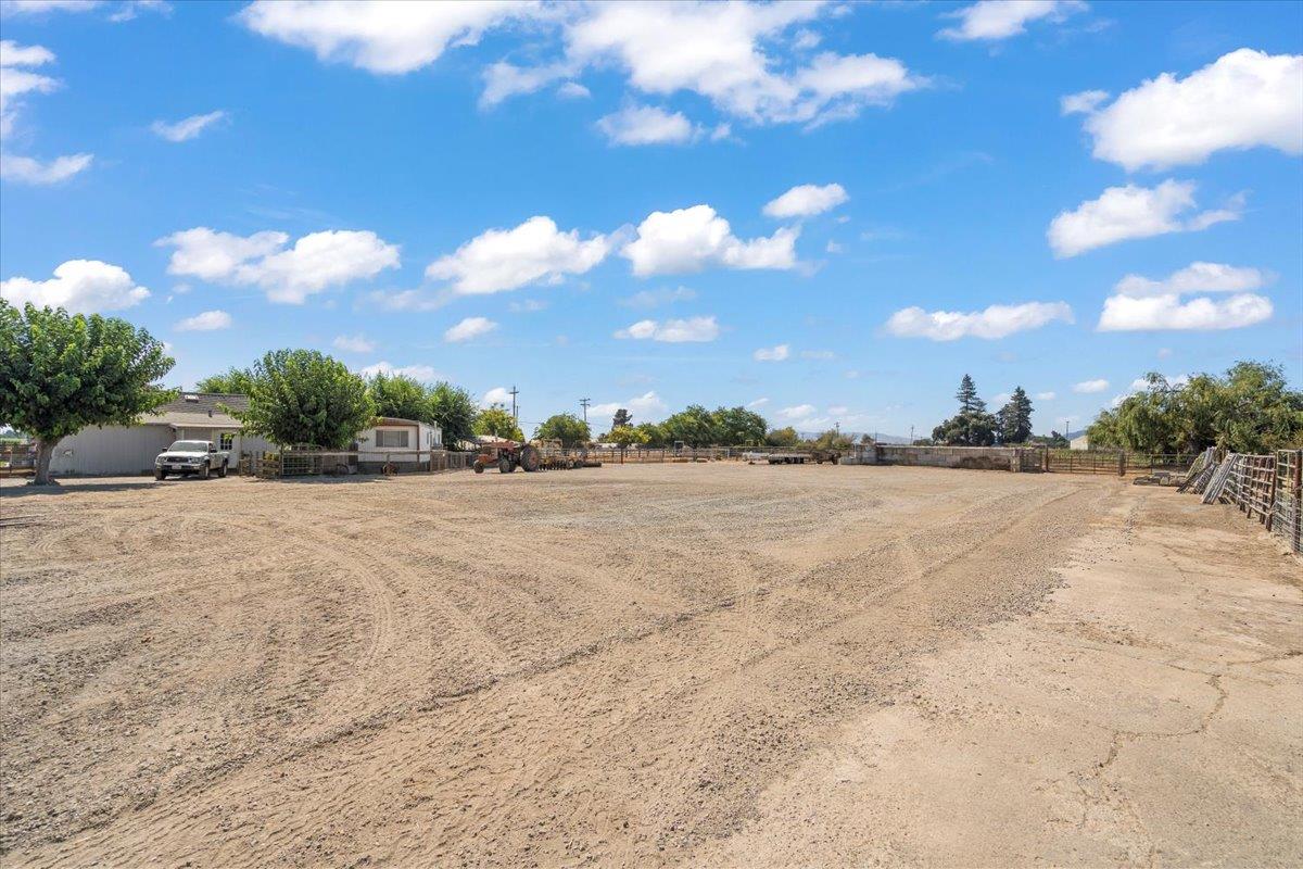 Detail Gallery Image 42 of 51 For 2675 Pacheco Pass Hwy, Gilroy,  CA 95020 - 4 Beds | 1 Baths