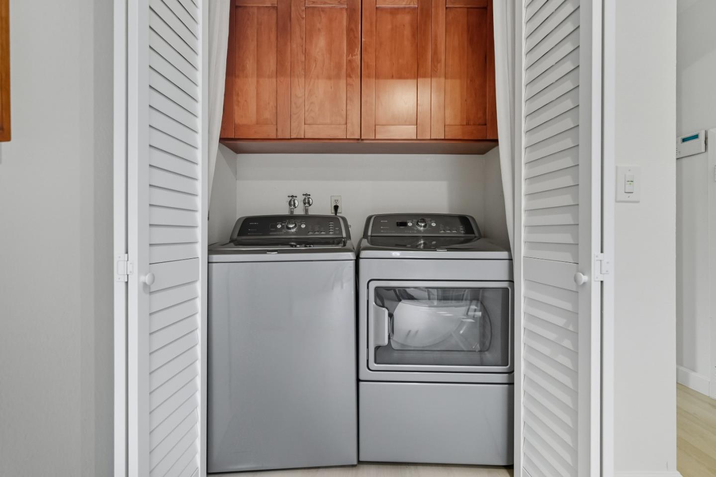 Detail Gallery Image 27 of 63 For 154 Granada Dr, Mountain View,  CA 94043 - 3 Beds | 2/1 Baths