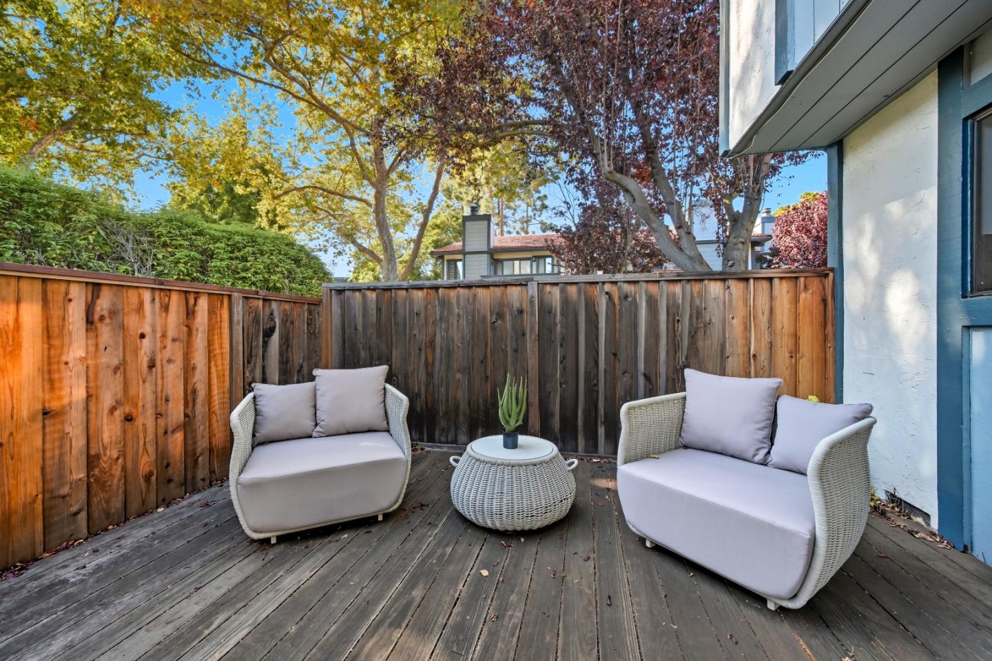 Detail Gallery Image 31 of 63 For 154 Granada Dr, Mountain View,  CA 94043 - 3 Beds | 2/1 Baths