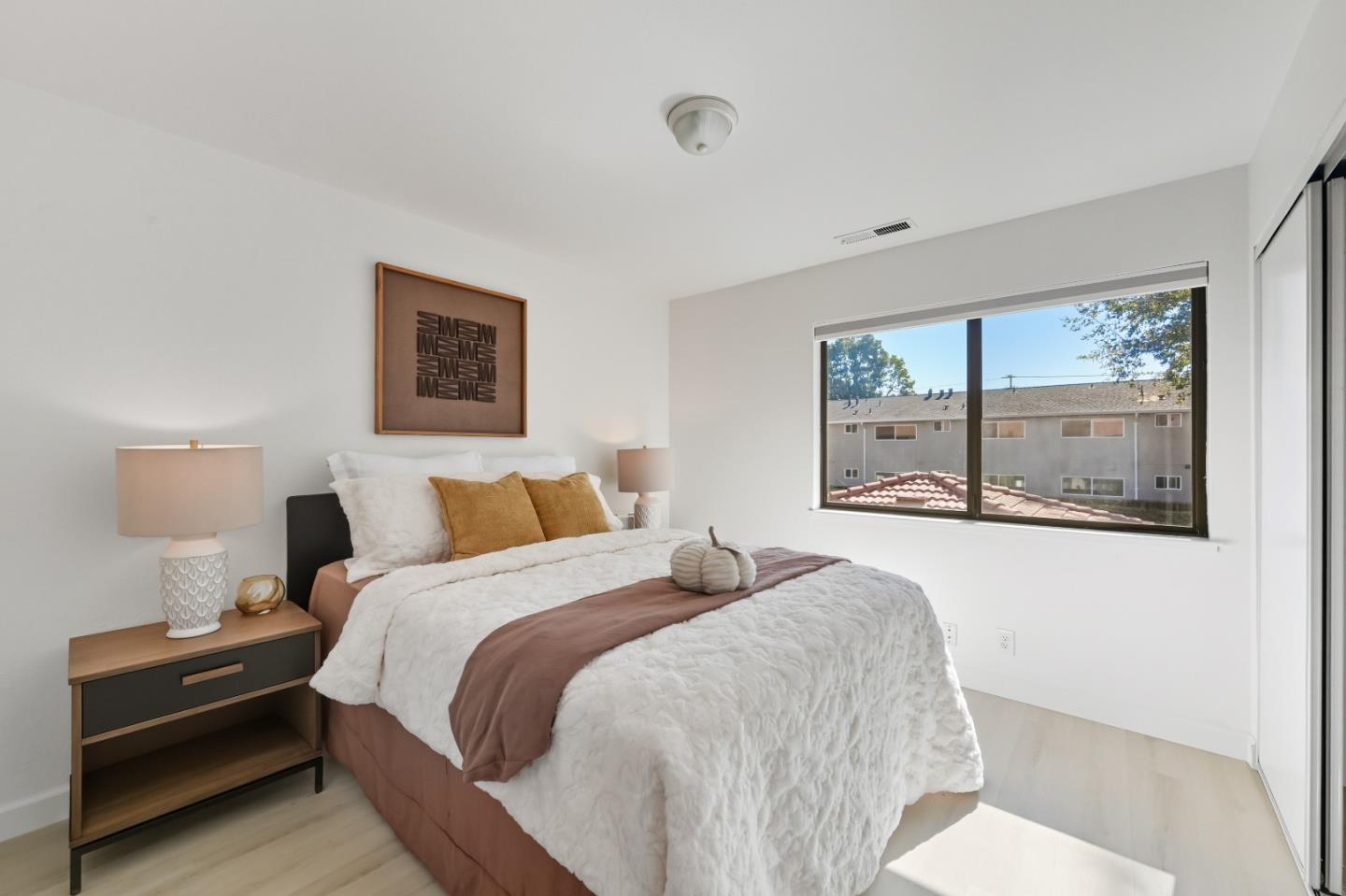 Detail Gallery Image 36 of 63 For 154 Granada Dr, Mountain View,  CA 94043 - 3 Beds | 2/1 Baths