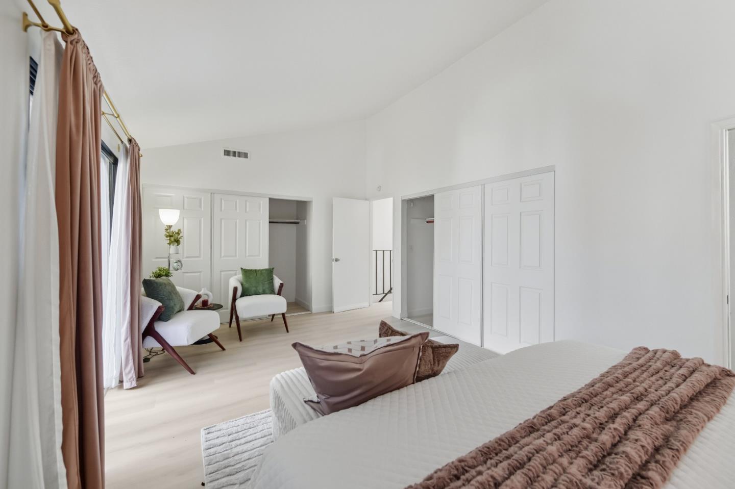 Detail Gallery Image 47 of 63 For 154 Granada Dr, Mountain View,  CA 94043 - 3 Beds | 2/1 Baths