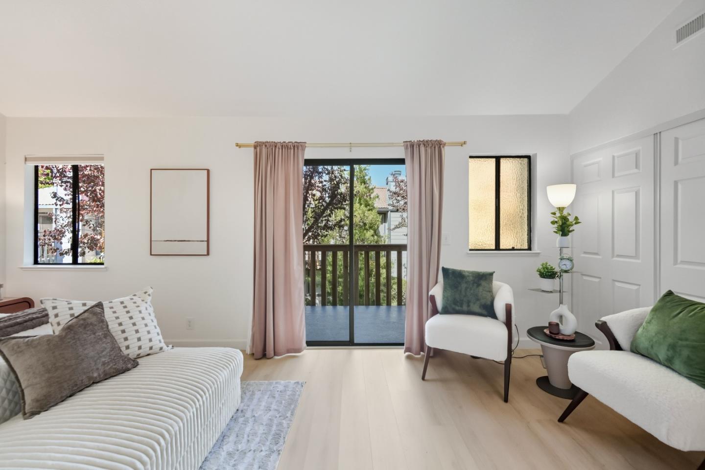 Detail Gallery Image 48 of 63 For 154 Granada Dr, Mountain View,  CA 94043 - 3 Beds | 2/1 Baths