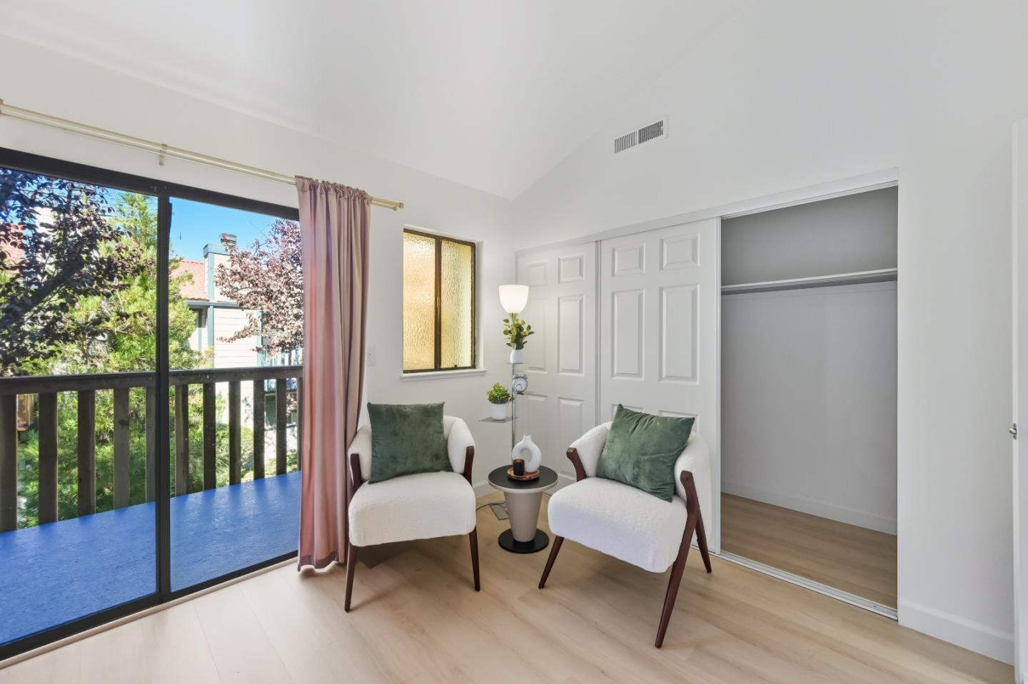 Detail Gallery Image 49 of 63 For 154 Granada Dr, Mountain View,  CA 94043 - 3 Beds | 2/1 Baths