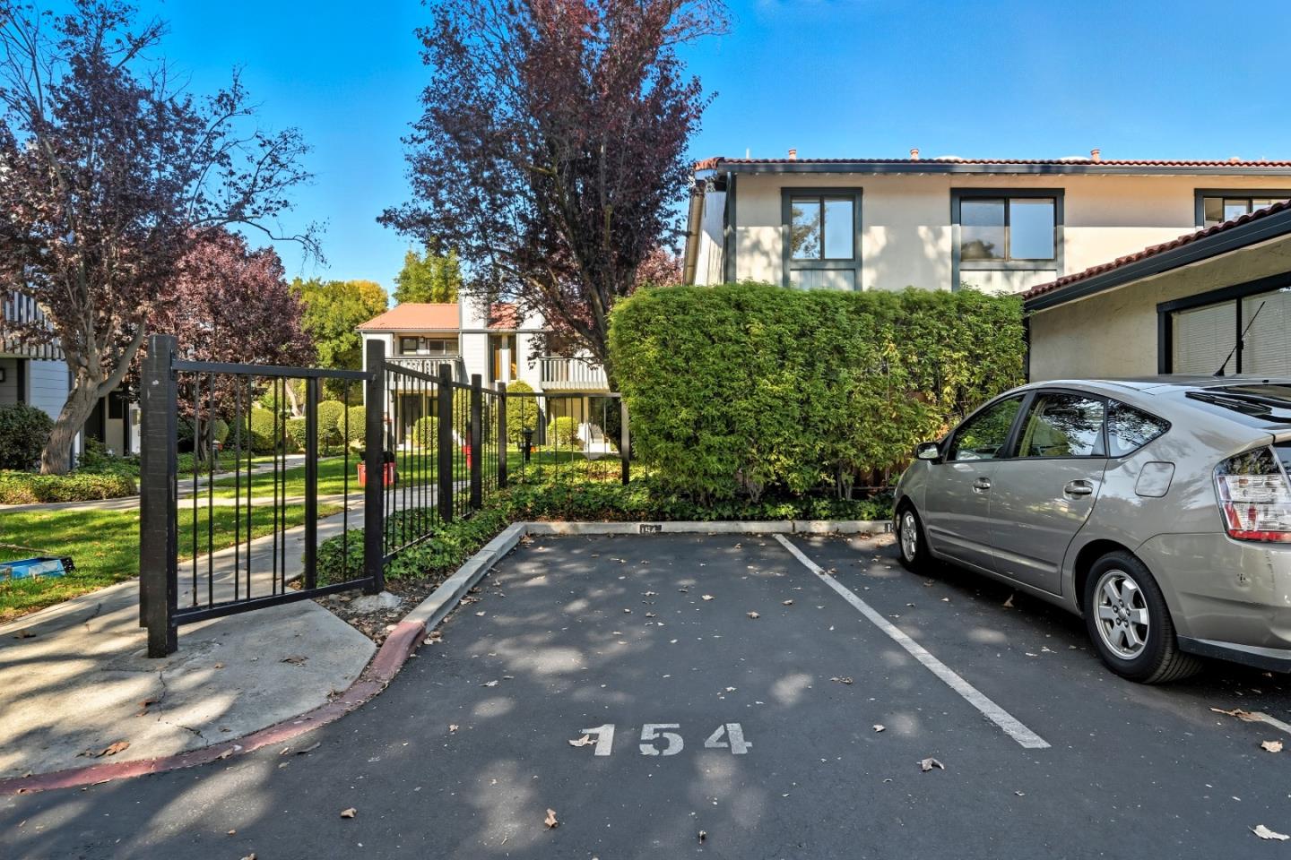 Detail Gallery Image 60 of 63 For 154 Granada Dr, Mountain View,  CA 94043 - 3 Beds | 2/1 Baths