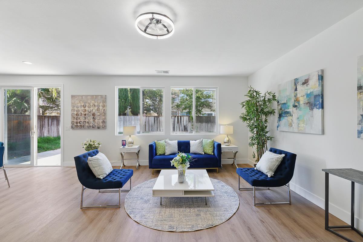 Detail Gallery Image 17 of 66 For 2342 Winchester Loop, Discovery Bay,  CA 94505 - 4 Beds | 3 Baths