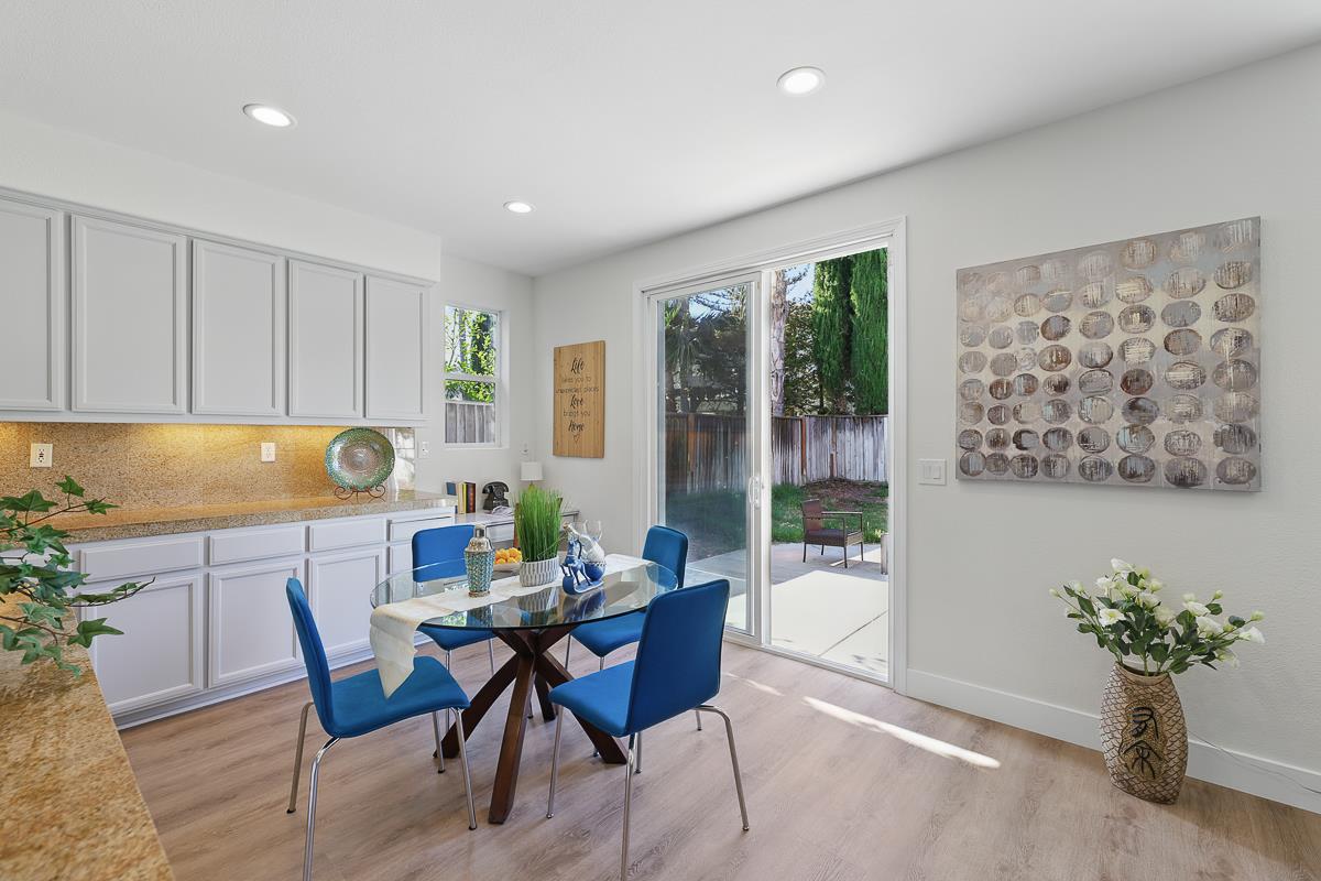 Detail Gallery Image 23 of 66 For 2342 Winchester Loop, Discovery Bay,  CA 94505 - 4 Beds | 3 Baths