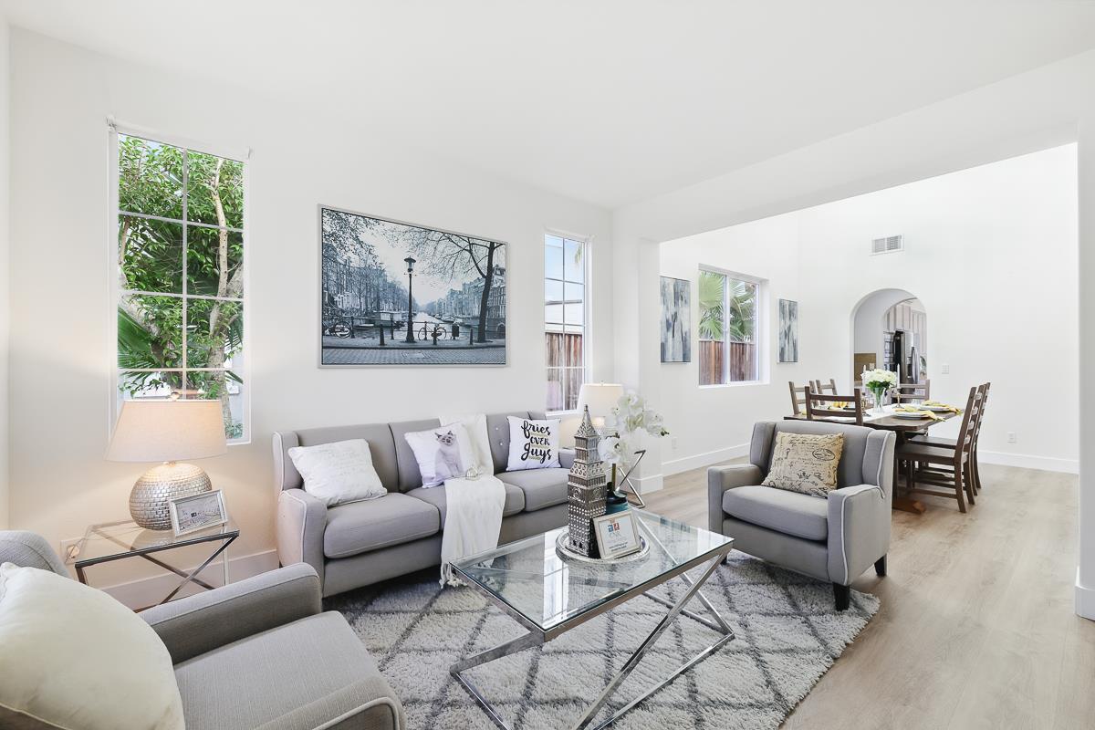 Detail Gallery Image 3 of 66 For 2342 Winchester Loop, Discovery Bay,  CA 94505 - 4 Beds | 3 Baths