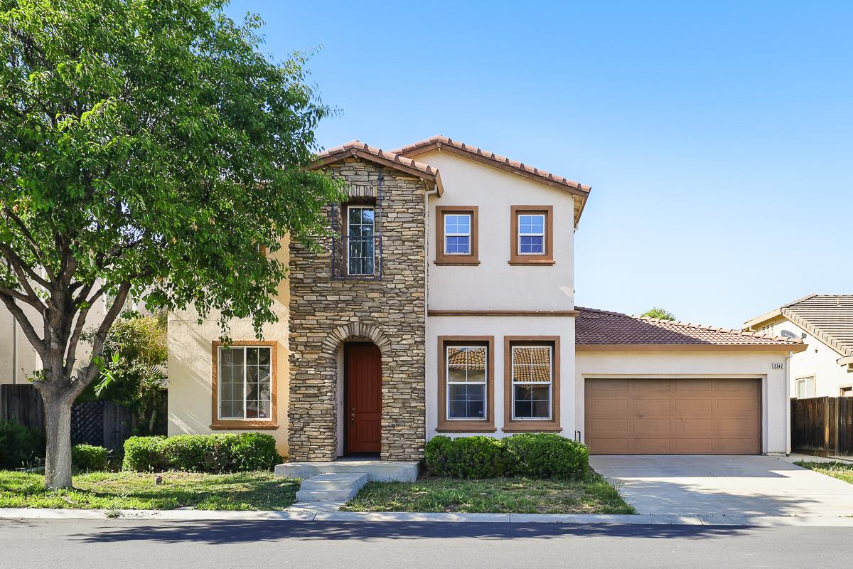 Detail Gallery Image 4 of 66 For 2342 Winchester Loop, Discovery Bay,  CA 94505 - 4 Beds | 3 Baths