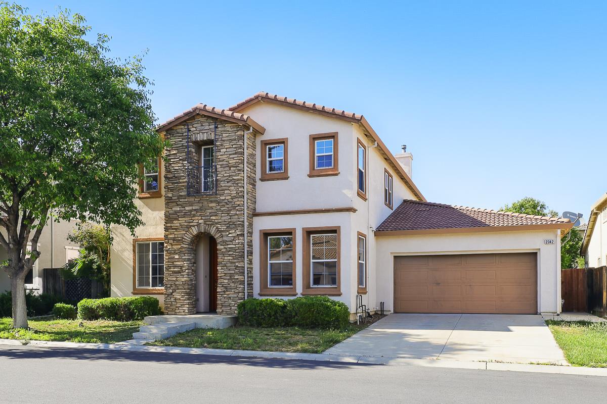 Detail Gallery Image 5 of 66 For 2342 Winchester Loop, Discovery Bay,  CA 94505 - 4 Beds | 3 Baths