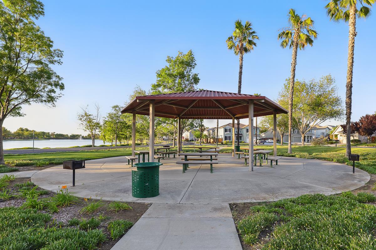 Detail Gallery Image 63 of 66 For 2342 Winchester Loop, Discovery Bay,  CA 94505 - 4 Beds | 3 Baths