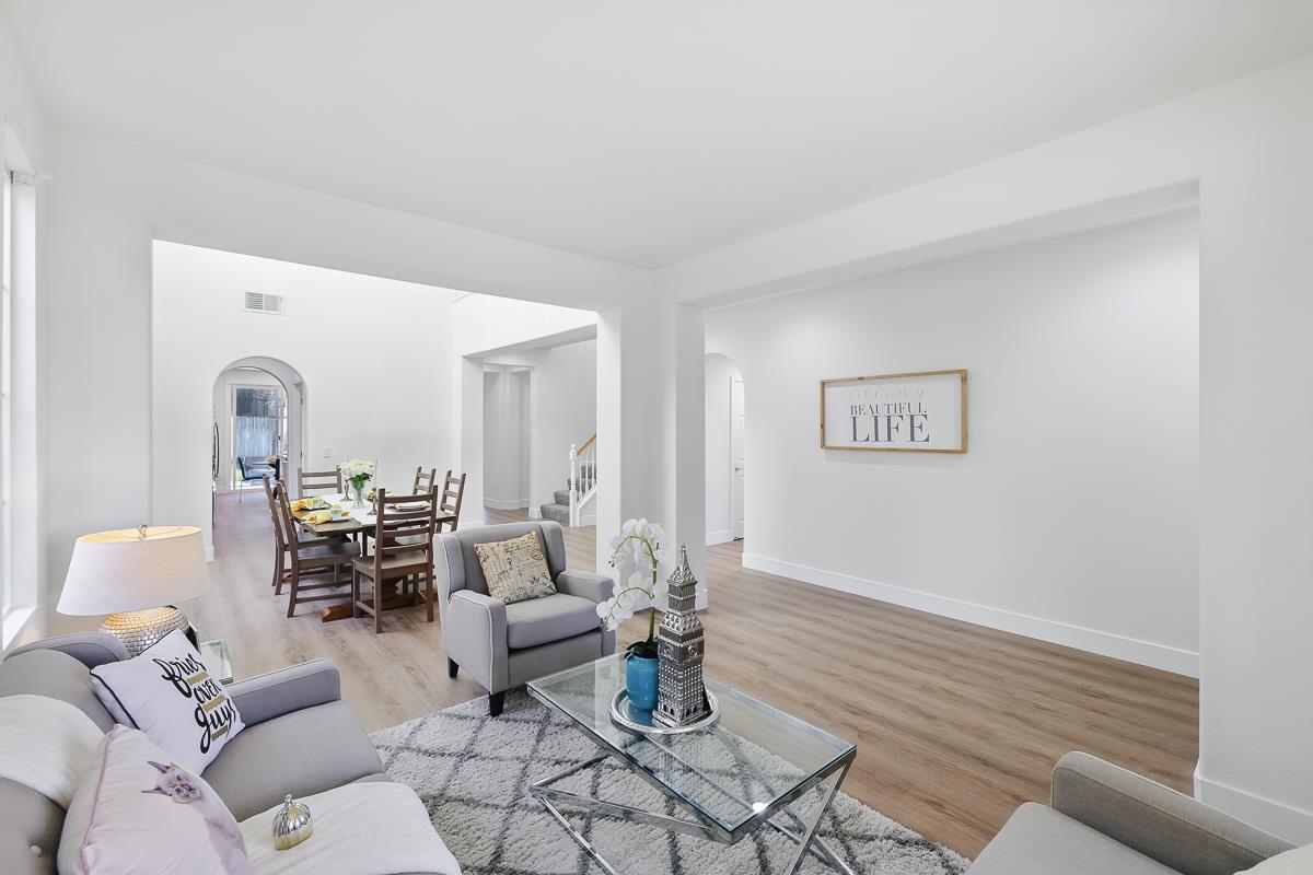 Detail Gallery Image 7 of 66 For 2342 Winchester Loop, Discovery Bay,  CA 94505 - 4 Beds | 3 Baths