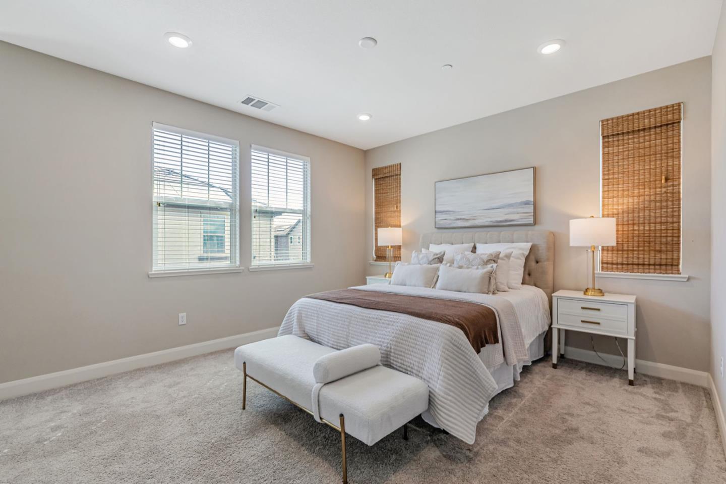 Detail Gallery Image 14 of 39 For 1610 Hidden Creek Ln, Milpitas,  CA 95035 - 4 Beds | 3/1 Baths