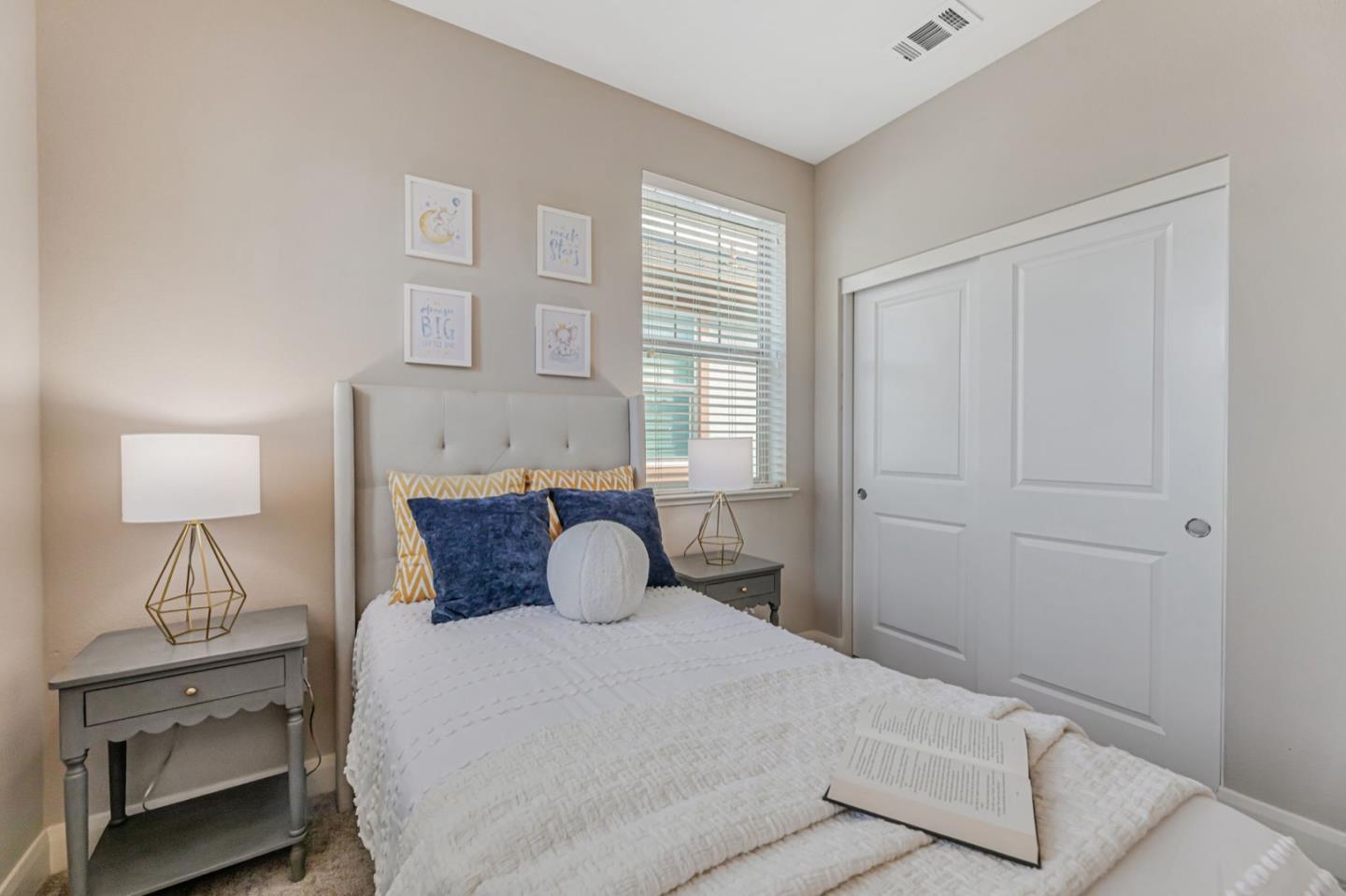 Detail Gallery Image 19 of 39 For 1610 Hidden Creek Ln, Milpitas,  CA 95035 - 4 Beds | 3/1 Baths