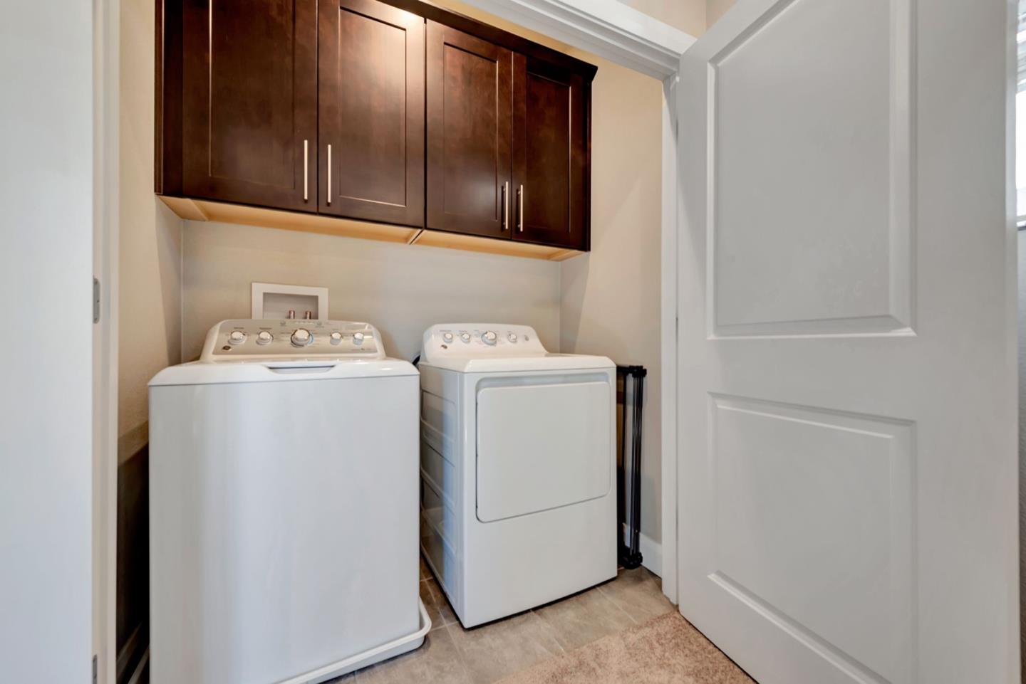 Detail Gallery Image 31 of 39 For 1610 Hidden Creek Ln, Milpitas,  CA 95035 - 4 Beds | 3/1 Baths