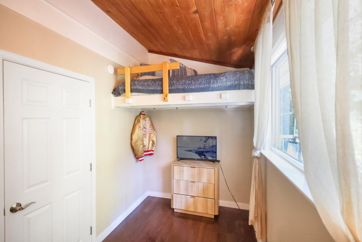 Detail Gallery Image 11 of 18 For 599 Lilac Ave, Boulder Creek,  CA 95006 - 3 Beds | 1 Baths