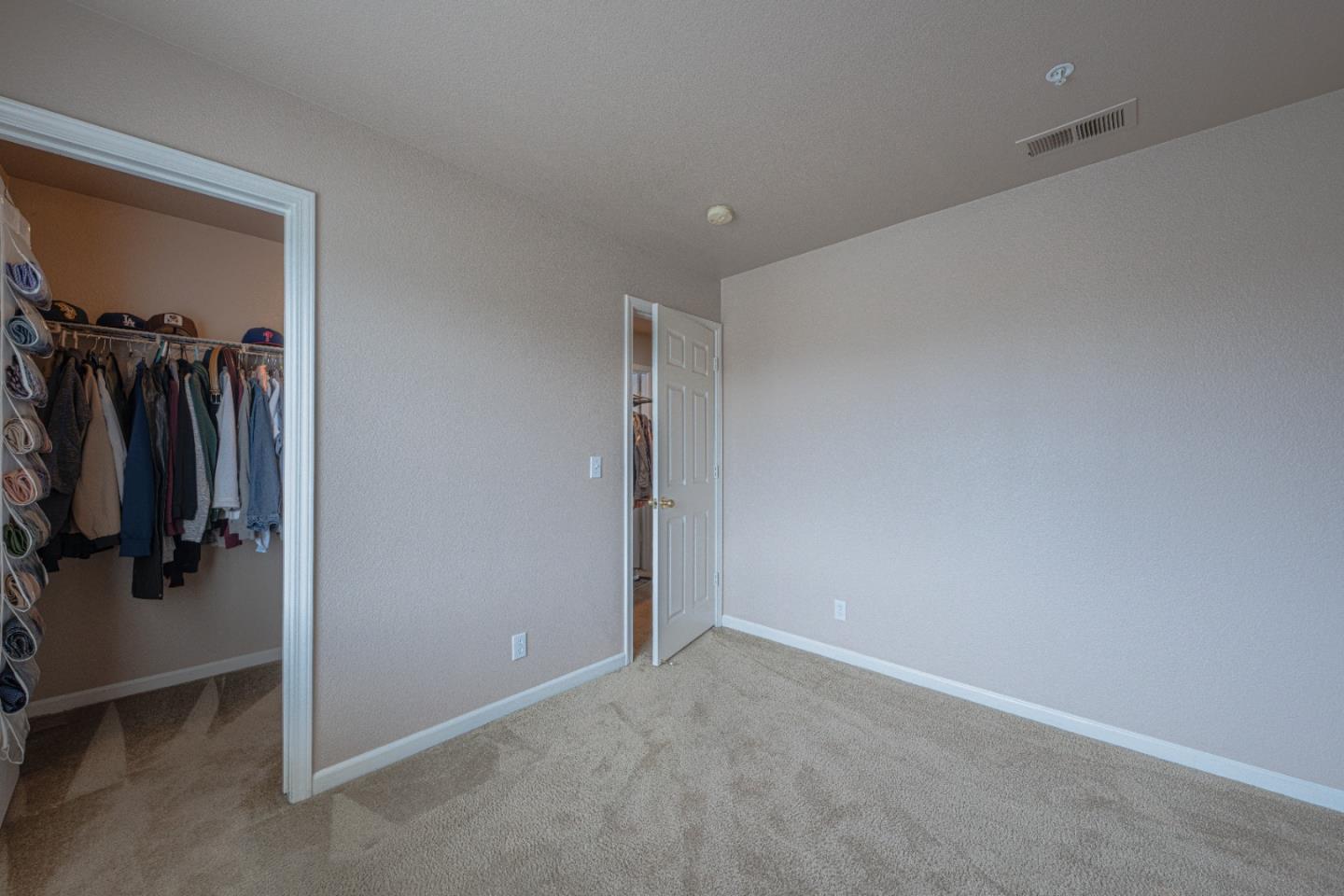 Detail Gallery Image 36 of 43 For 831 Cactus Ct, Salinas,  CA 93905 - 4 Beds | 2/1 Baths