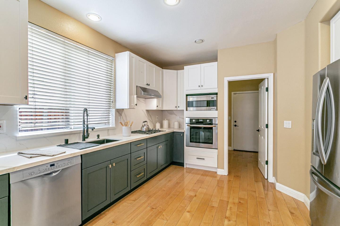 Detail Gallery Image 20 of 40 For 3508 Casabella Ct, San Jose,  CA 95148 - 5 Beds | 3 Baths