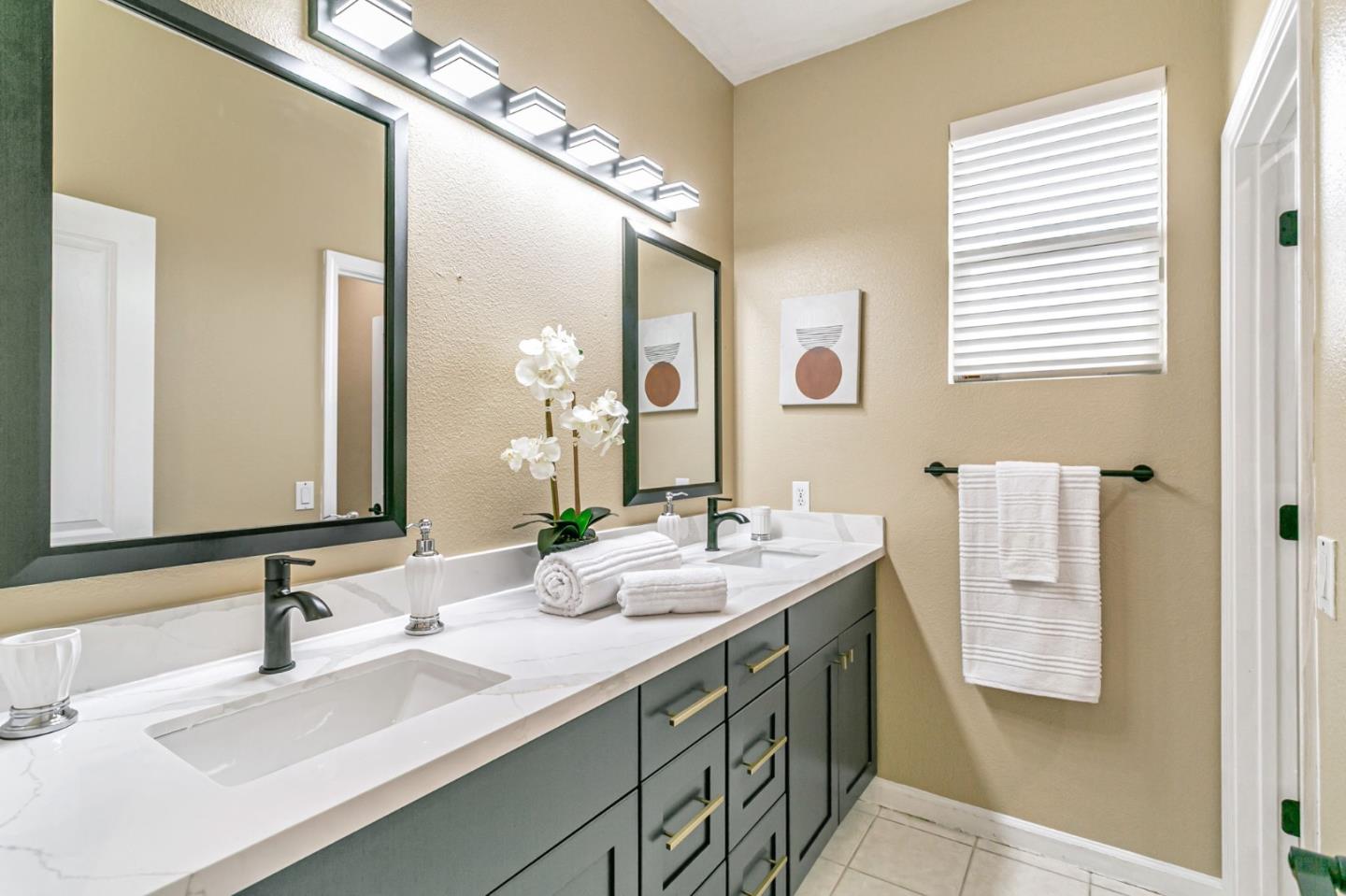 Detail Gallery Image 27 of 40 For 3508 Casabella Ct, San Jose,  CA 95148 - 5 Beds | 3 Baths