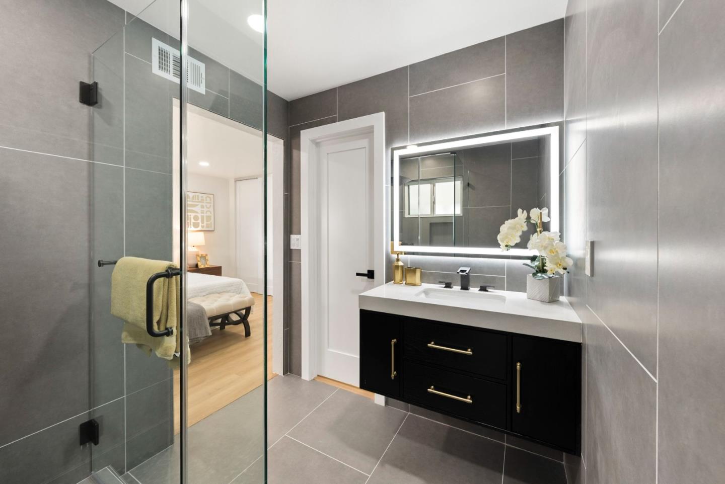 Detail Gallery Image 18 of 48 For 2090 Elmgrove Ln, San Jose,  CA 95130 - 4 Beds | 3 Baths