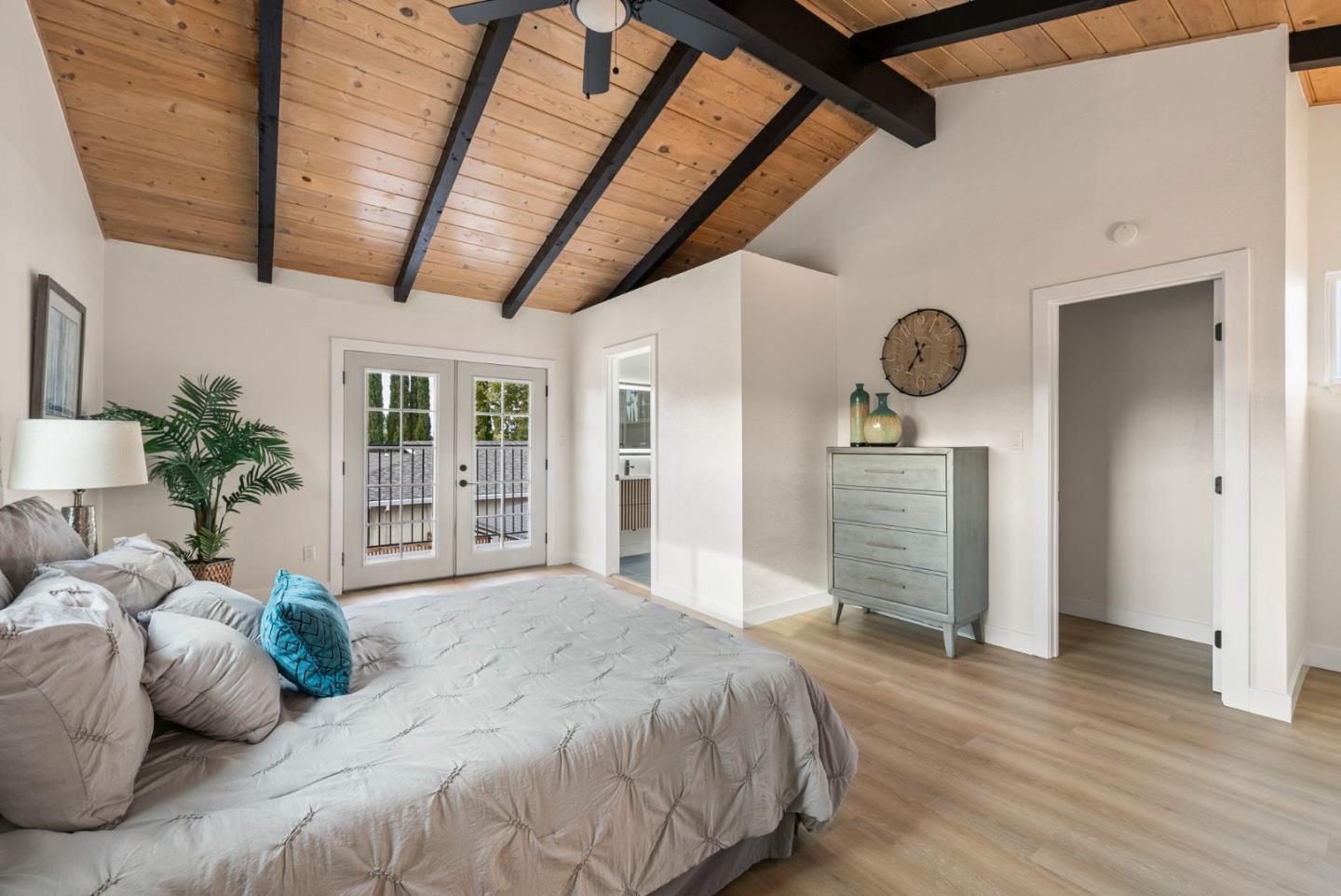 Detail Gallery Image 24 of 48 For 2090 Elmgrove Ln, San Jose,  CA 95130 - 4 Beds | 3 Baths