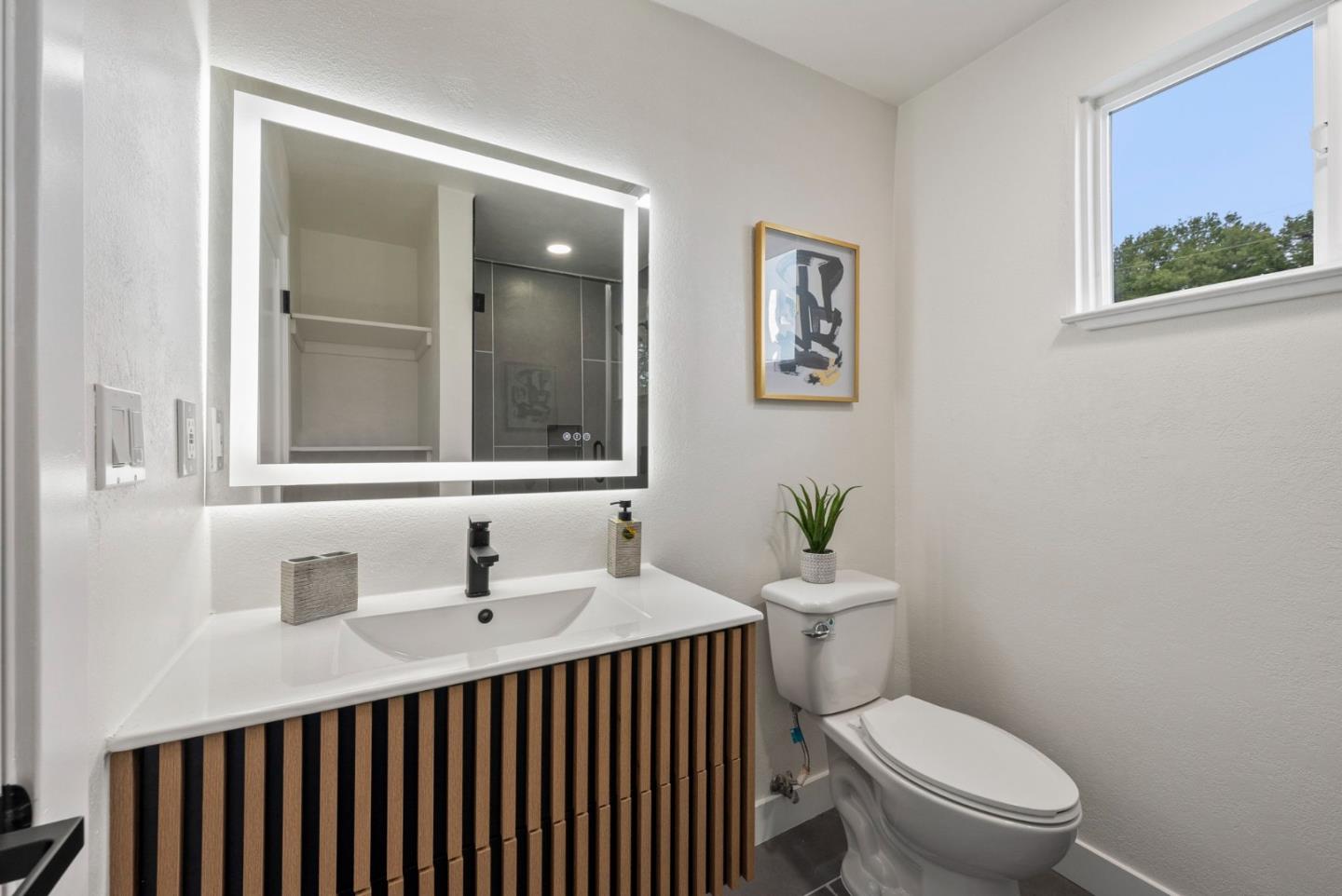 Detail Gallery Image 28 of 48 For 2090 Elmgrove Ln, San Jose,  CA 95130 - 4 Beds | 3 Baths