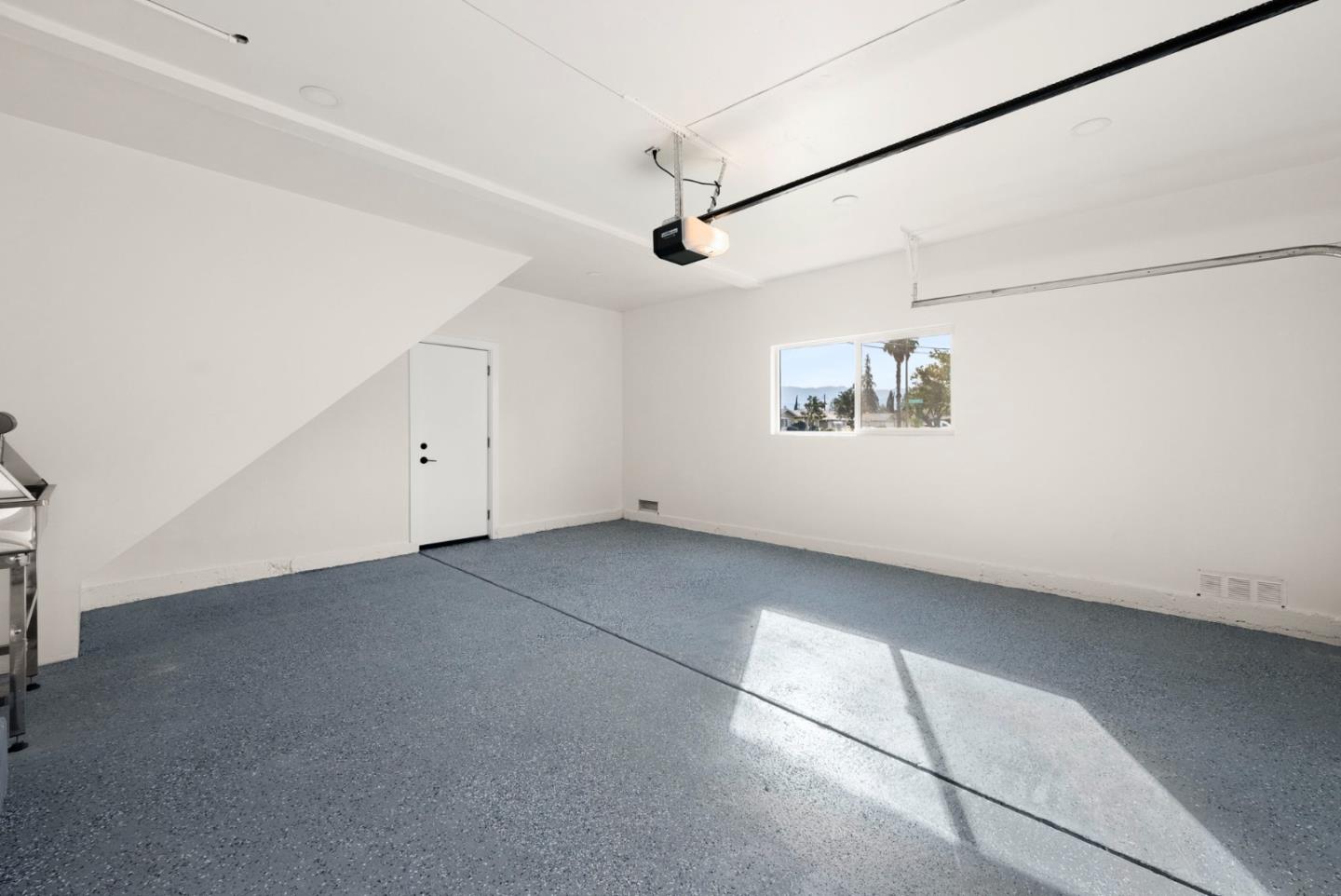 Detail Gallery Image 37 of 48 For 2090 Elmgrove Ln, San Jose,  CA 95130 - 4 Beds | 3 Baths