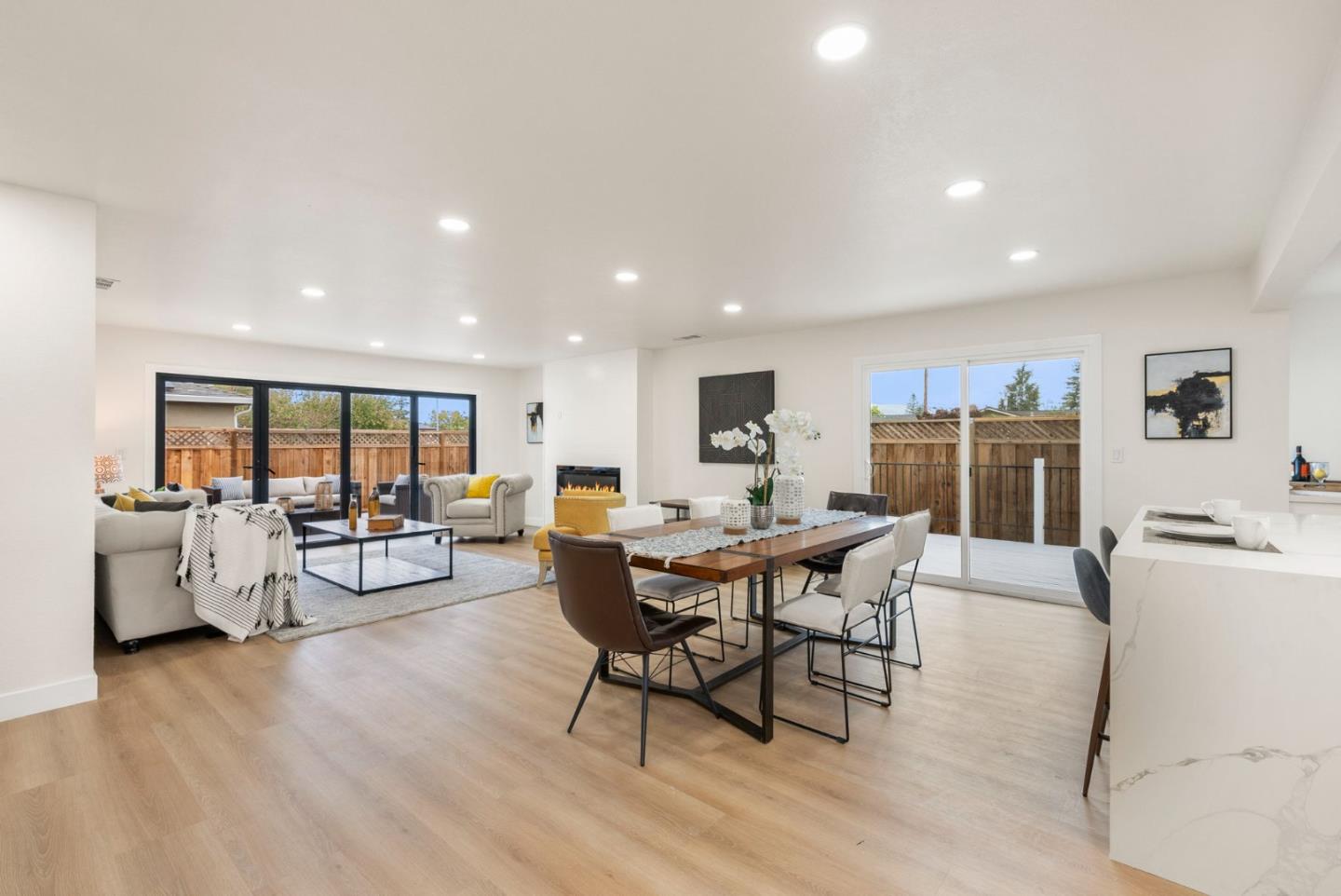 Detail Gallery Image 7 of 48 For 2090 Elmgrove Ln, San Jose,  CA 95130 - 4 Beds | 3 Baths