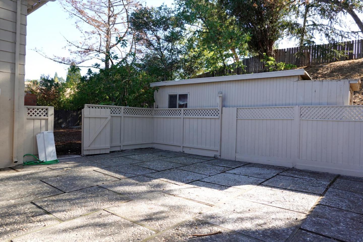 Detail Gallery Image 21 of 21 For 2585 Moraga Dr, Pinole,  CA 94564 - 4 Beds | 2/1 Baths