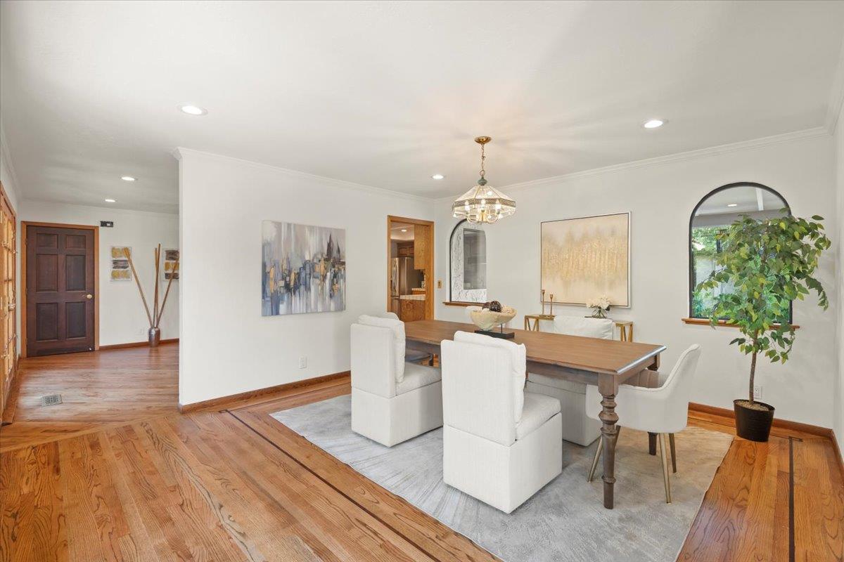 Detail Gallery Image 21 of 69 For 15390 Quito Rd, Saratoga,  CA 95070 - 5 Beds | 3 Baths