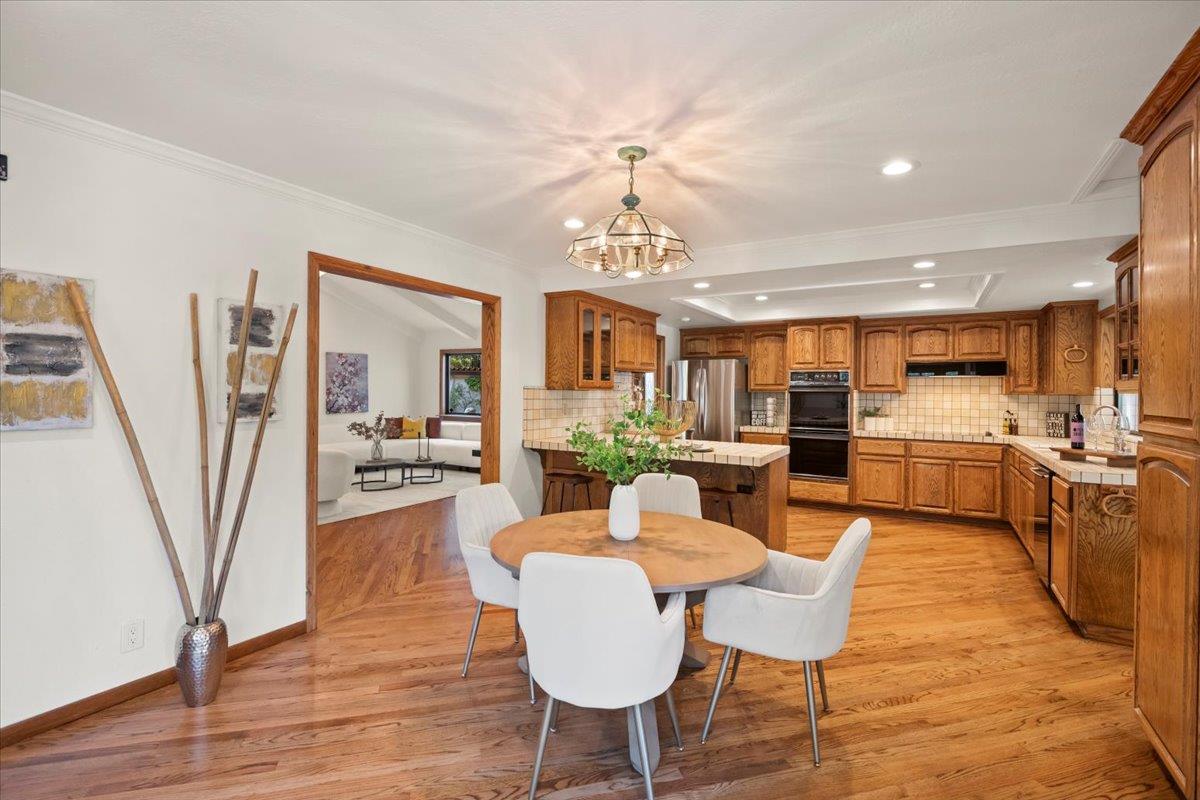 Detail Gallery Image 24 of 69 For 15390 Quito Rd, Saratoga,  CA 95070 - 5 Beds | 3 Baths