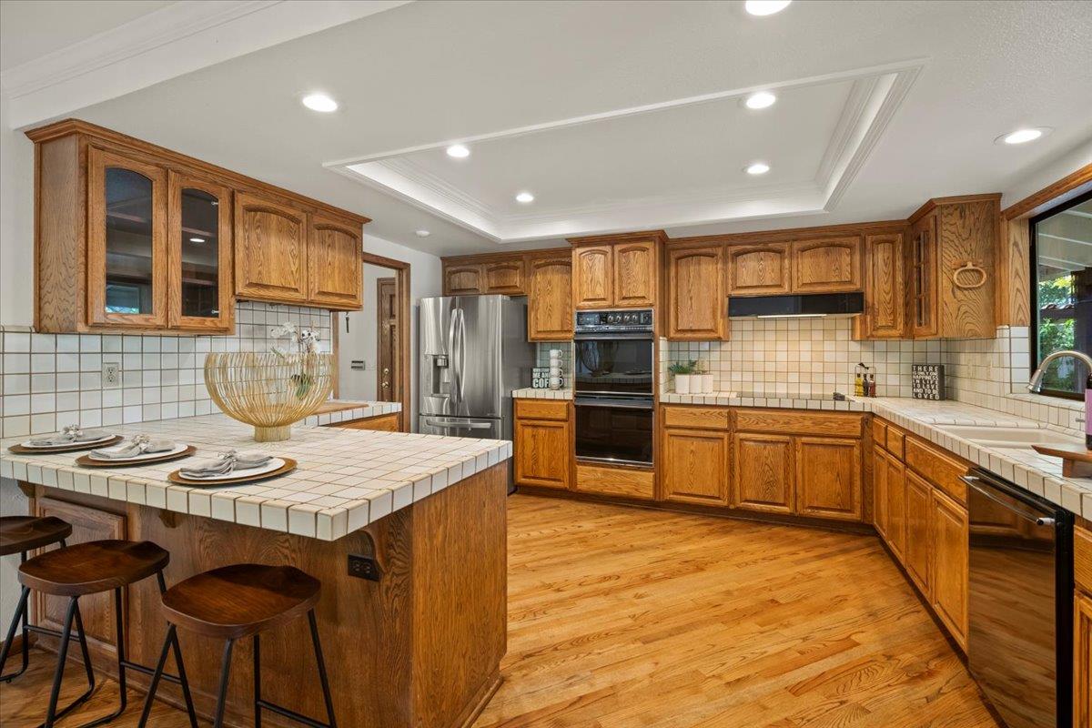 Detail Gallery Image 25 of 69 For 15390 Quito Rd, Saratoga,  CA 95070 - 5 Beds | 3 Baths