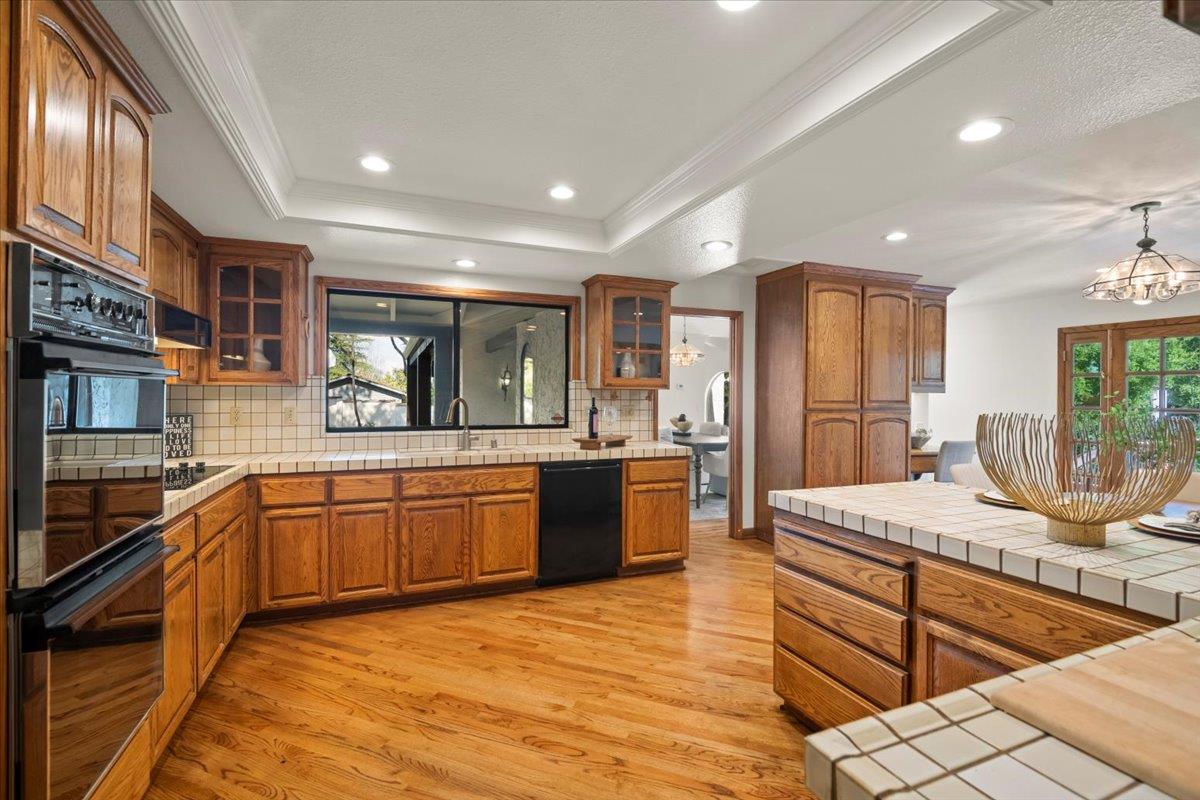 Detail Gallery Image 26 of 69 For 15390 Quito Rd, Saratoga,  CA 95070 - 5 Beds | 3 Baths