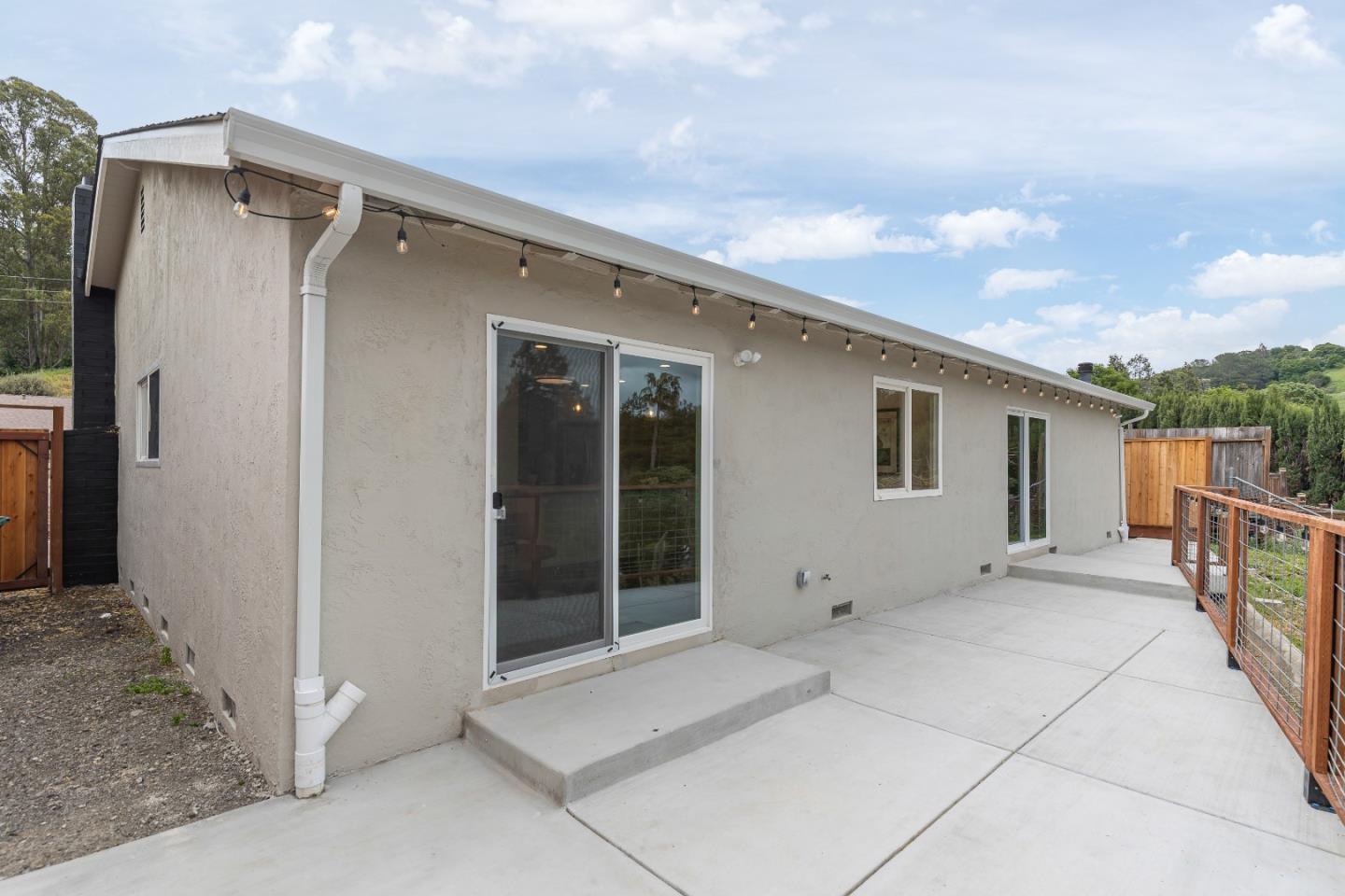 Detail Gallery Image 14 of 26 For 2632 Wright Ave, Pinole,  CA 94564 - 3 Beds | 2 Baths