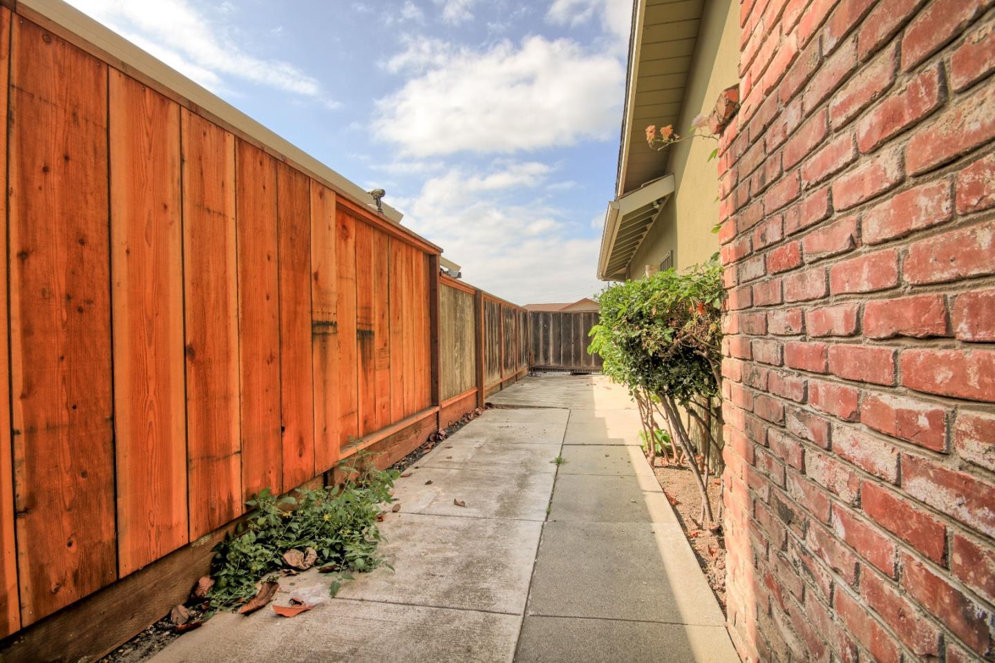 Detail Gallery Image 23 of 23 For 1111 Santa Fe Way, Salinas,  CA 93901 - 4 Beds | 2 Baths