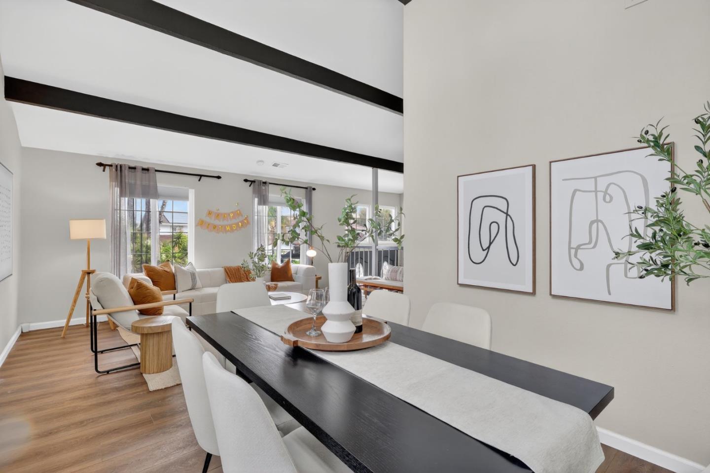 Detail Gallery Image 10 of 28 For 774 River View Dr, San Jose,  CA 95111 - 4 Beds | 3 Baths