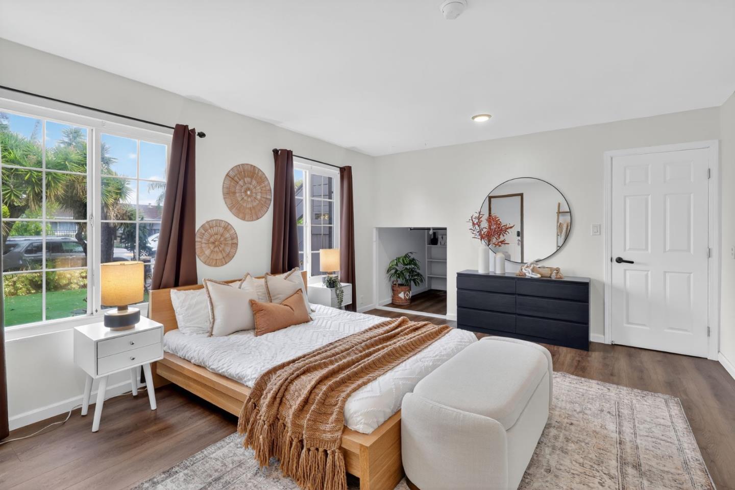 Detail Gallery Image 12 of 28 For 774 River View Dr, San Jose,  CA 95111 - 4 Beds | 3 Baths