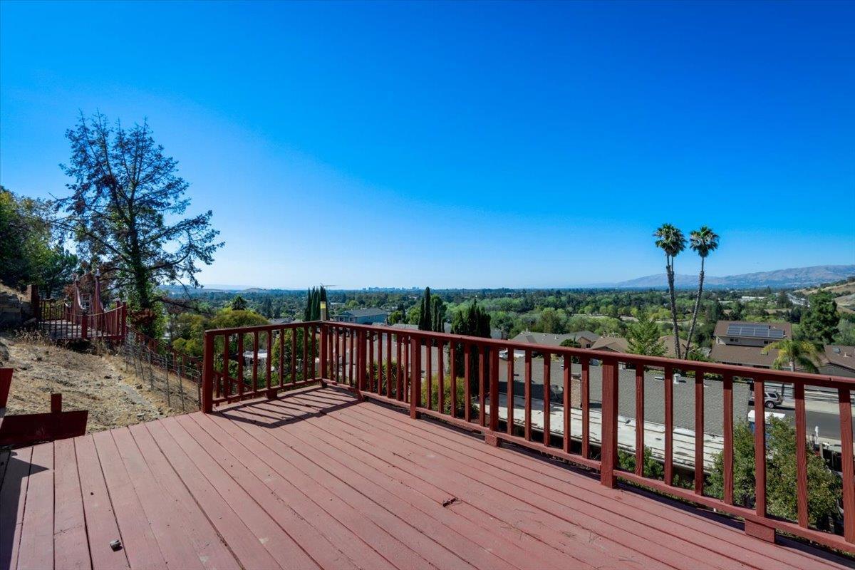 Detail Gallery Image 26 of 28 For 774 River View Dr, San Jose,  CA 95111 - 4 Beds | 3 Baths