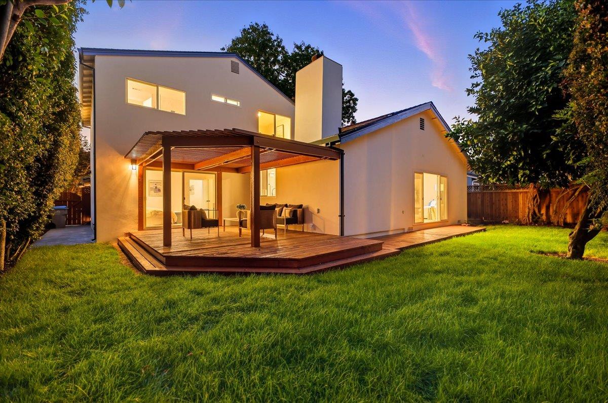 Detail Gallery Image 11 of 113 For 3104 Cherry Ave, San Jose,  CA 95118 - 4 Beds | 3 Baths