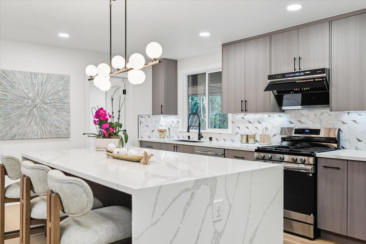 Detail Gallery Image 46 of 113 For 3104 Cherry Ave, San Jose,  CA 95118 - 4 Beds | 3 Baths