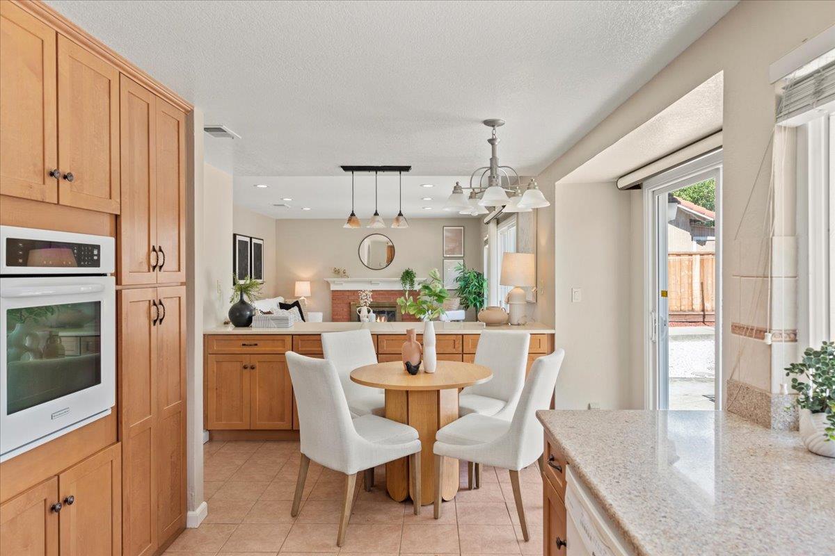 Detail Gallery Image 11 of 50 For 1084 N Hillview Dr, Milpitas,  CA 95035 - 4 Beds | 3 Baths