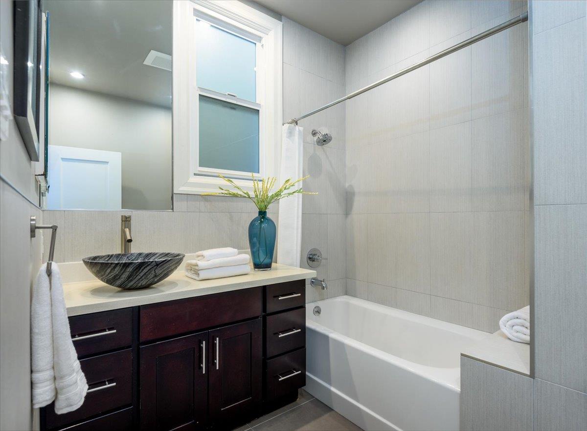 Detail Gallery Image 16 of 24 For 1678 24th Ave, San Francisco,  CA 94122 - 3 Beds | 2 Baths