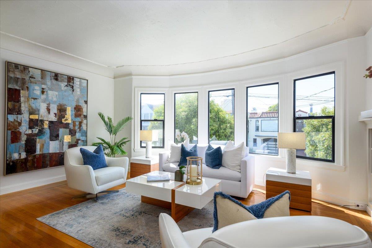 Detail Gallery Image 4 of 24 For 1678 24th Ave, San Francisco,  CA 94122 - 3 Beds | 2 Baths