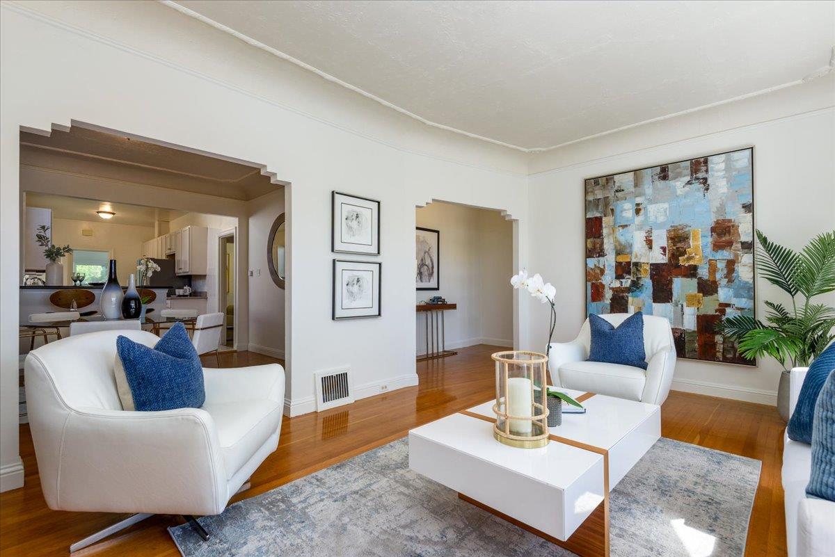 Detail Gallery Image 6 of 24 For 1678 24th Ave, San Francisco,  CA 94122 - 3 Beds | 2 Baths