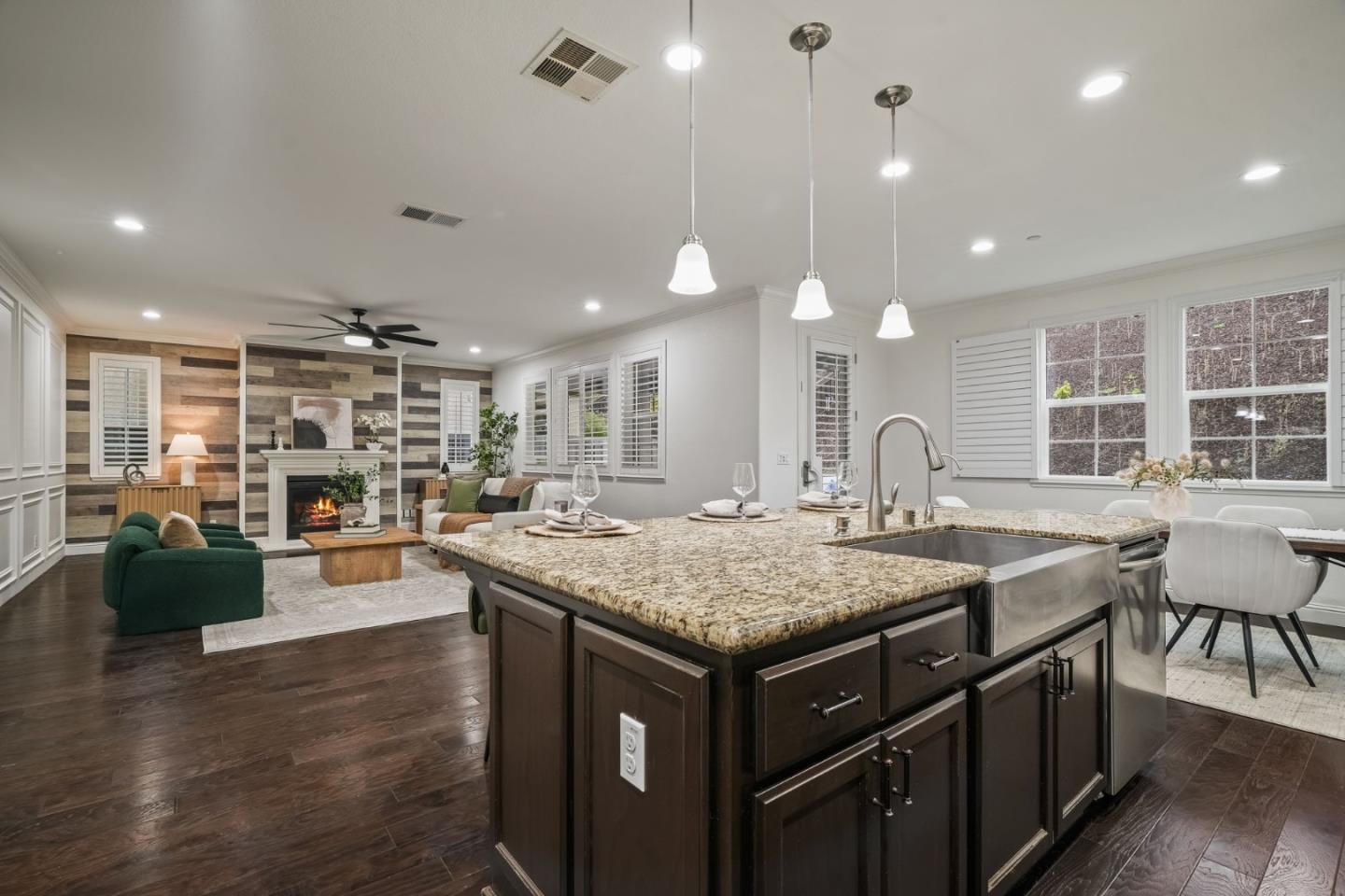 Detail Gallery Image 14 of 70 For 28784 Vista Grande Dr, Hayward,  CA 94544 - 4 Beds | 3 Baths