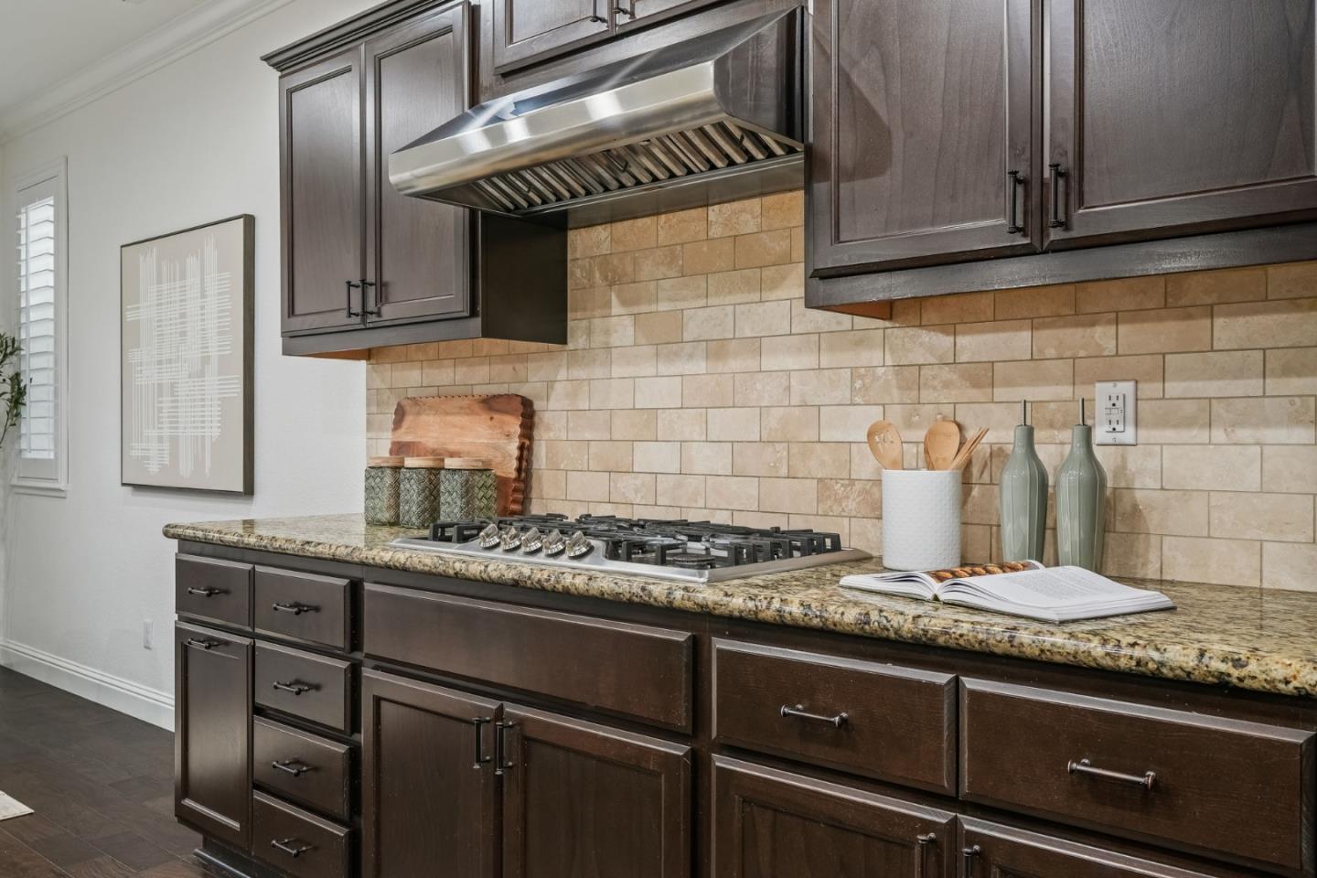 Detail Gallery Image 15 of 70 For 28784 Vista Grande Dr, Hayward,  CA 94544 - 4 Beds | 3 Baths