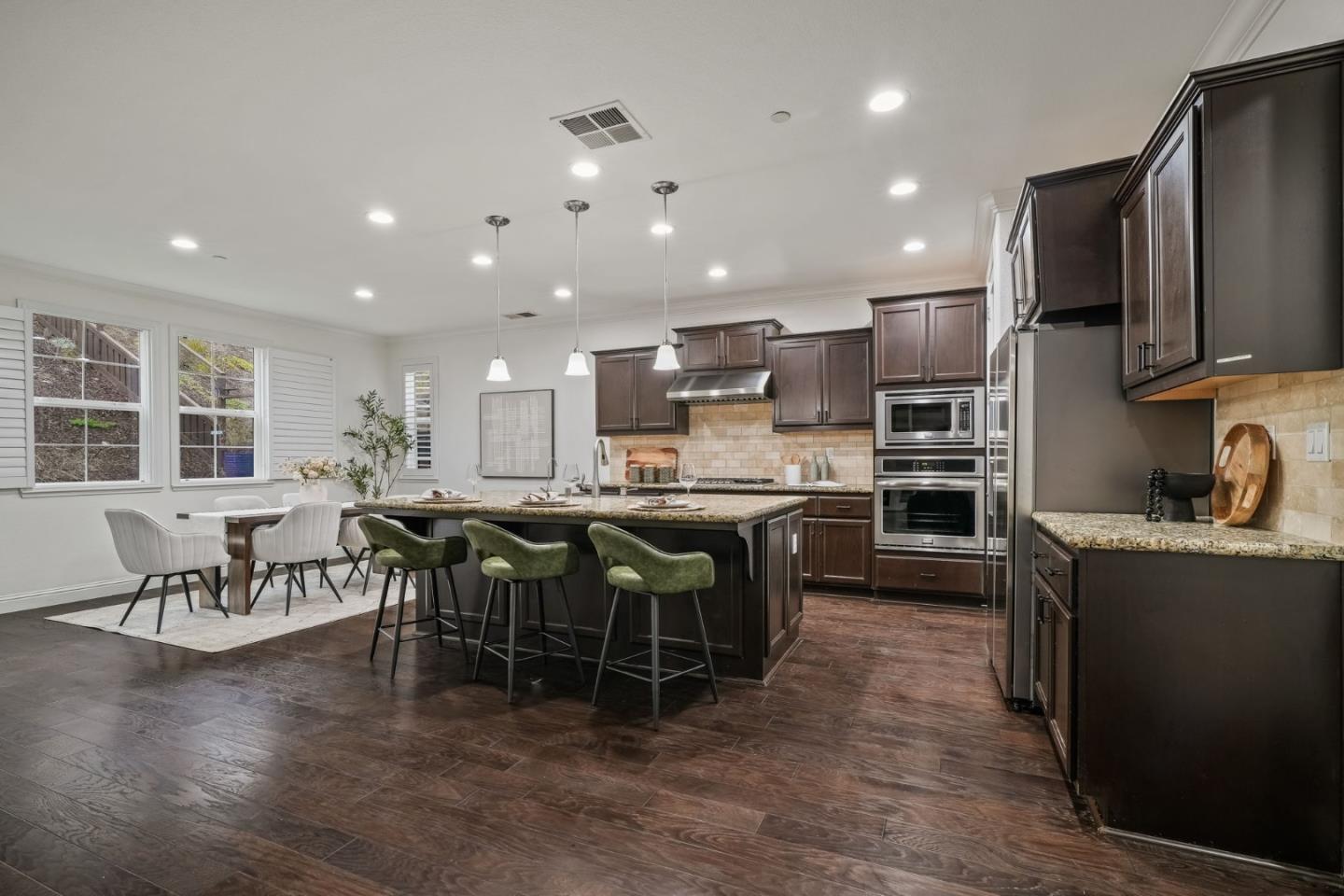 Detail Gallery Image 7 of 70 For 28784 Vista Grande Dr, Hayward,  CA 94544 - 4 Beds | 3 Baths