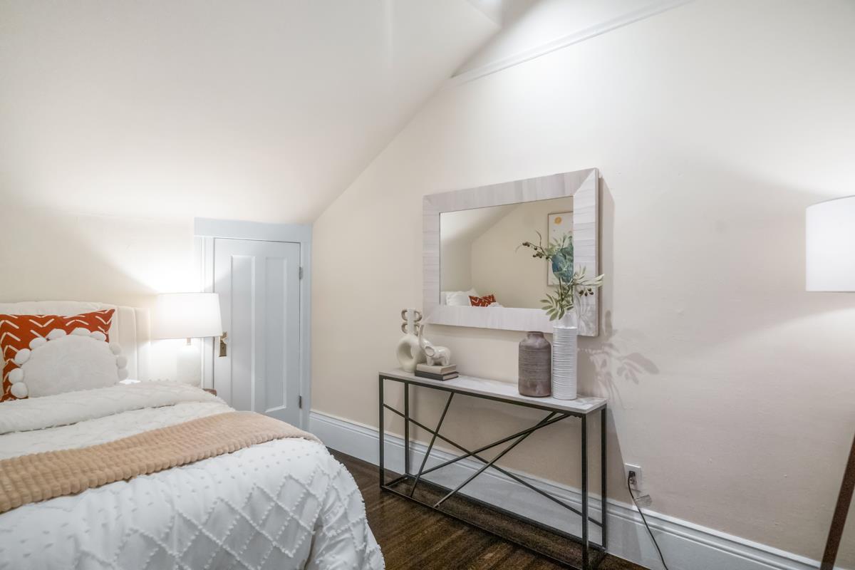 Detail Gallery Image 11 of 44 For 795 Dolores St, San Francisco,  CA 94110 - 3 Beds | 2 Baths