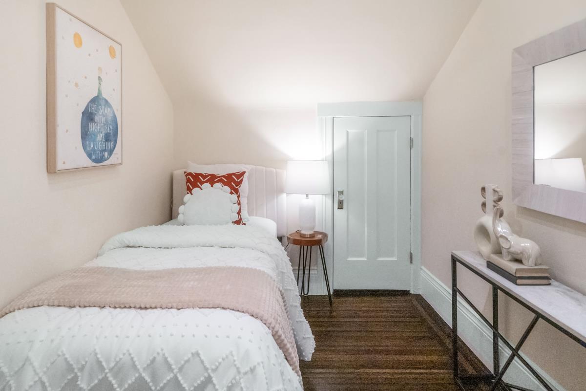 Detail Gallery Image 12 of 44 For 795 Dolores St, San Francisco,  CA 94110 - 3 Beds | 2 Baths