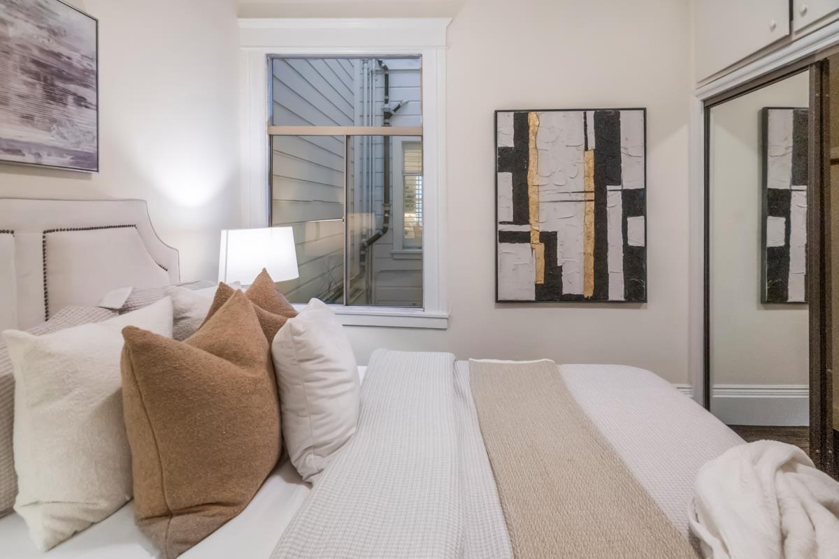 Detail Gallery Image 16 of 44 For 795 Dolores St, San Francisco,  CA 94110 - 3 Beds | 2 Baths